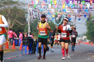 BIB: 40600
                            <button type="button" onclick="openModal(9924152)" class="btn btn-primary btn-sm float-right btn-popup" data-toggle="modal" data-target=".modal-high-quality">
                        <i class="fas fa-shopping-cart"></i> Add to Cart
                    </button>
                                            <button type="button" onclick="isThisMe(9924152, true)" class="btn btn-success btn-sm float-right btn-popup btn-isme hidden" data-toggle="tooltip" data-placement="bottom" title="นี่คือรูปของคุณใช่ไหม คลิกที่นี่เพื่อเอาเข้าอัลบั้ม">
                        <i class="fas fa-plus"></i> Add to album
                    </button>
                    <button type="button" onclick="isThisMe(9924152, false)" class="btn btn-warning btn-sm float-right btn-popup btn-isnotme hidden">
                        <i class="fas fa-ban"></i> Remove from album
                    </button>